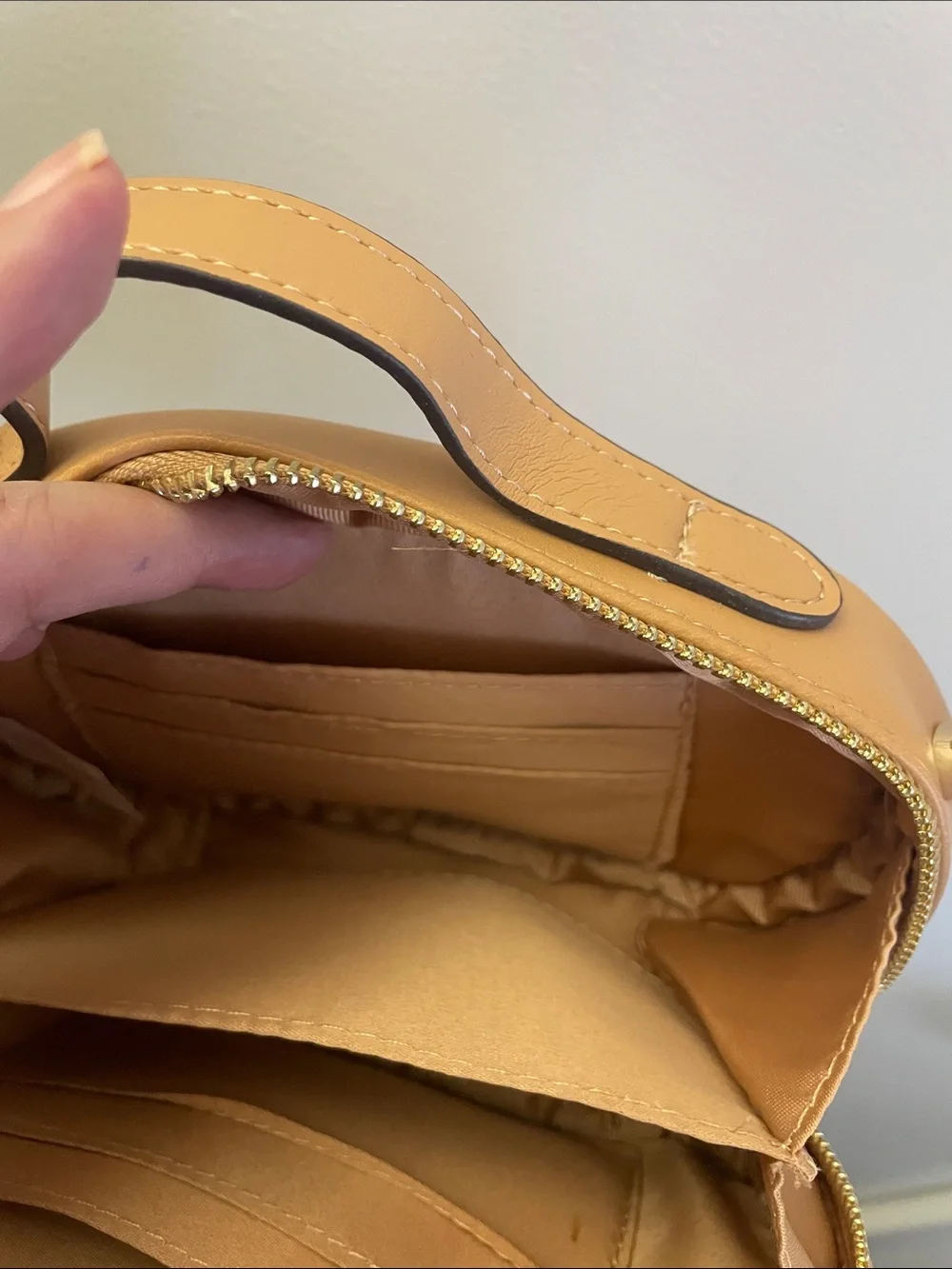 The Unbranded Brand compact tan